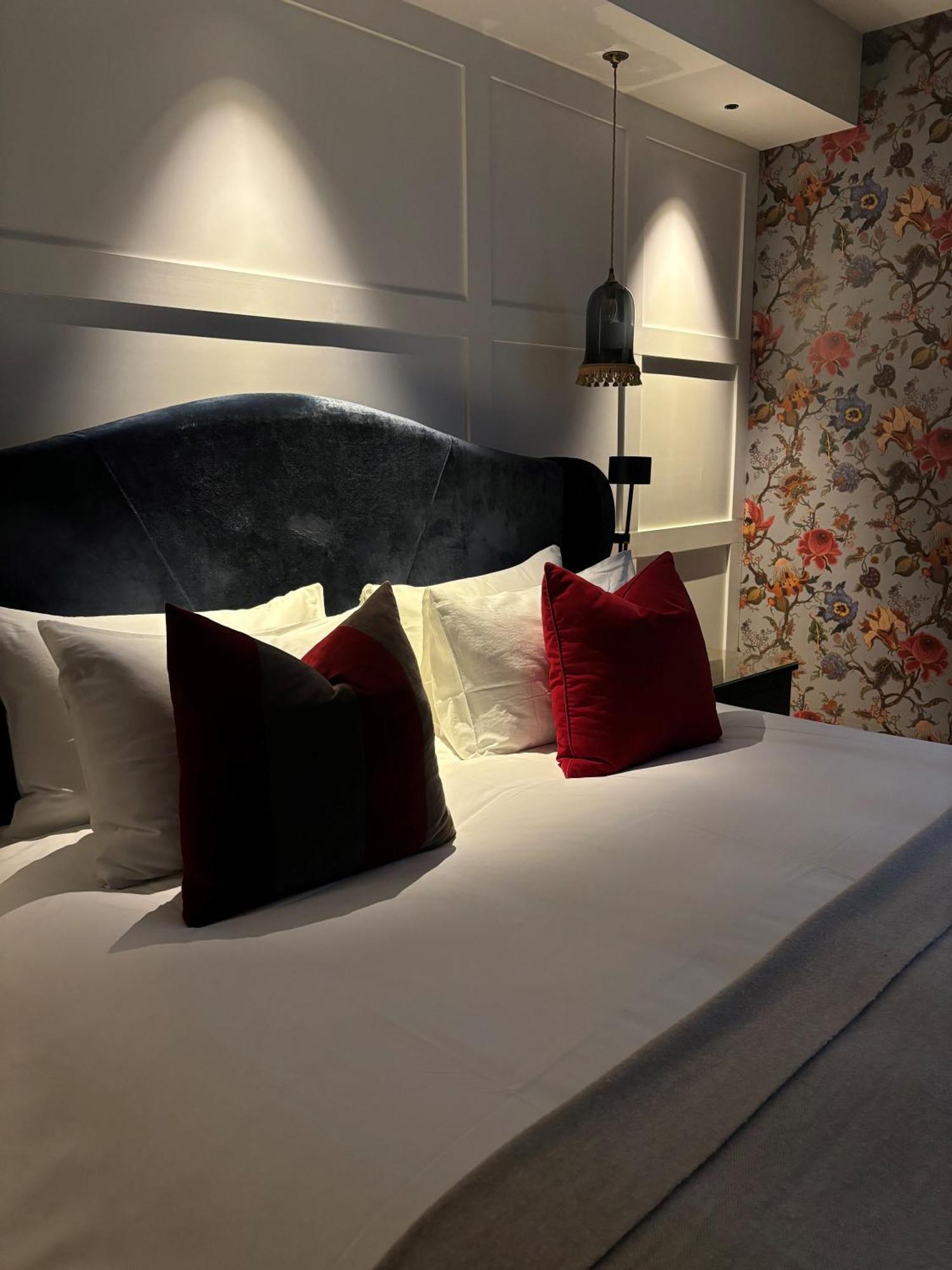 Manor House Lindley 5* Huddersfield