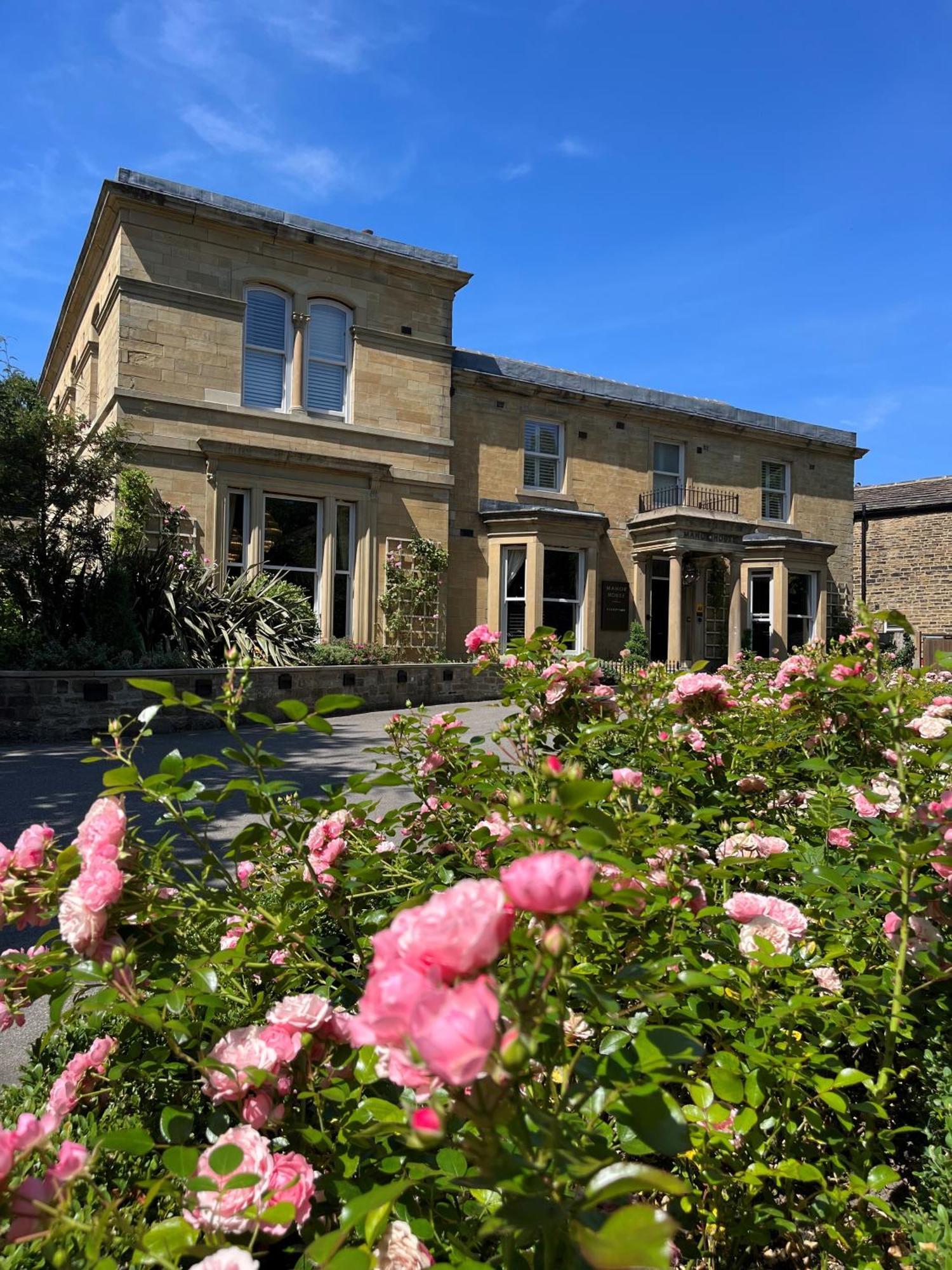 Manor House Lindley 5*