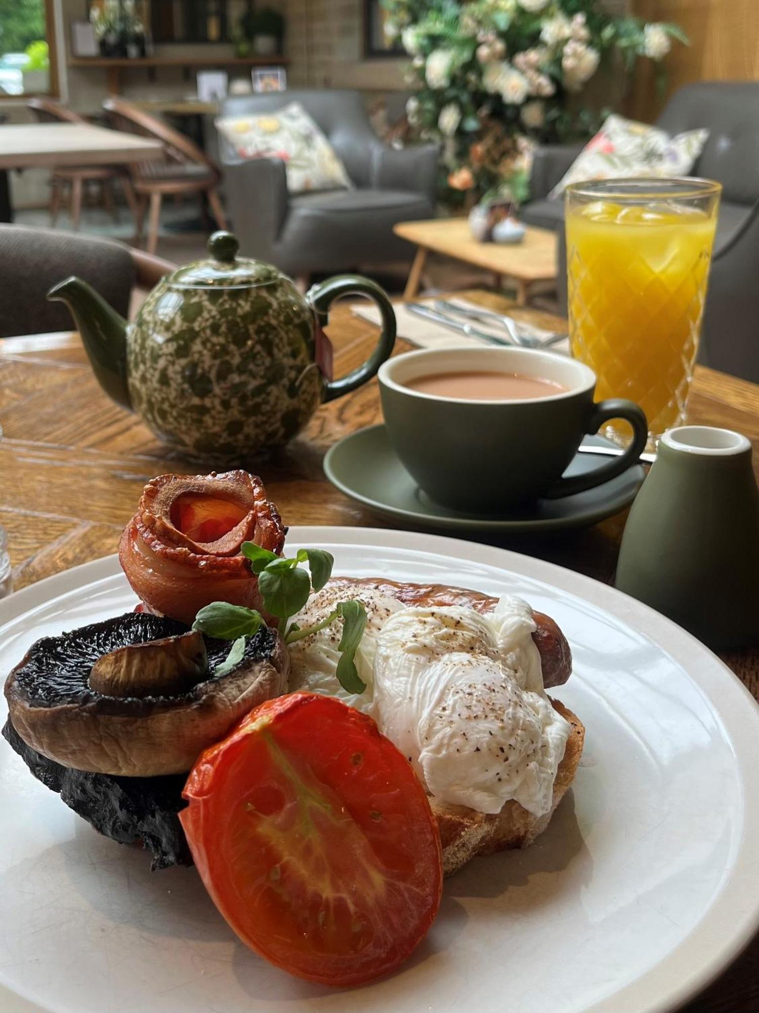 Hotel Manor House Lindley 5*